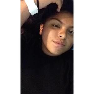 Meet your Posher, Steph